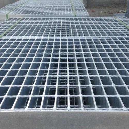 鋼格板的浸塑工作原理